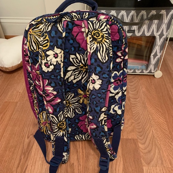 Large Vera Bradley Back Pack - Picture 3 of 8